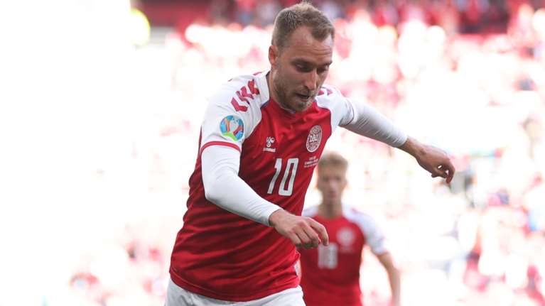 Euro 2020-2021: Ο ποδοσφαιρικός κόσμος προσεύχεται για τον Κρίστιαν Έρικσεν