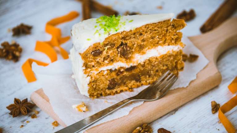 Θεϊκό κέικ καρότου - Πανεύκολο και αφράτο, φτιάχνεται χωρίς μίξερ