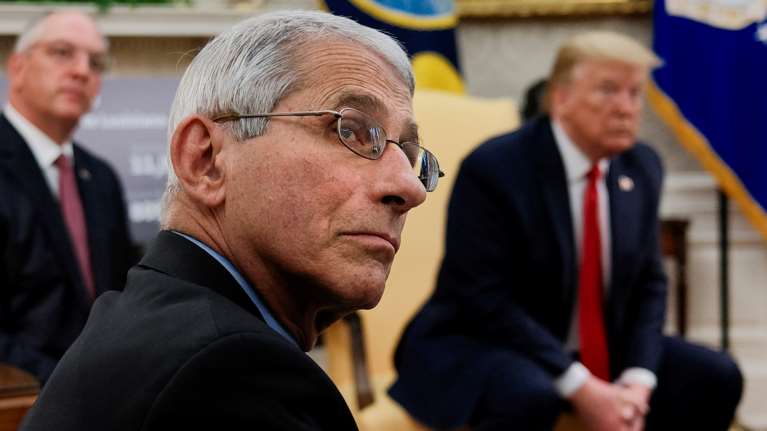 ΗΠΑ: Σε καραντίνα ο Αντονι Φάουτσι και άλλοι δύο αξιωματούχοι - Ήρθαν σε επαφή με κρούσμα