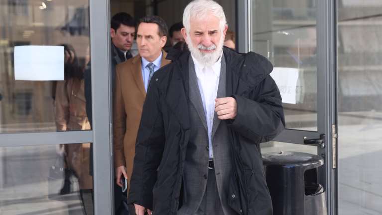 Δίκη Φιλιππίδη: &quot;Ο εισαγγελέας έδειχνε περισσότερη πίστη στους άντρες μάρτυρες&quot;, λέει ο δικηγόρος της πρώτης καταγγέλλουσας