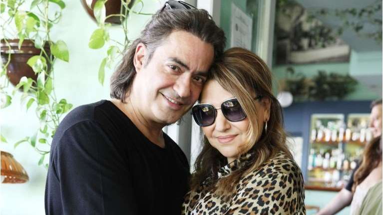 J2US: Ο Διονύσης Σχοινάς έστειλε μήνυμα στην Καίτη Γαρμπή να αλλάξει βαθμολογία [βίντεο]