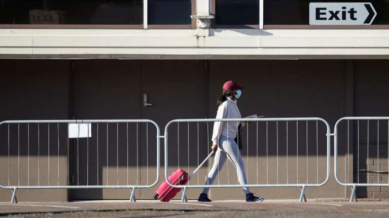 Κορονοϊός: Φόβοι για τέταρτο κύμα στις ΗΠΑ λόγω των μεταλλάξεων