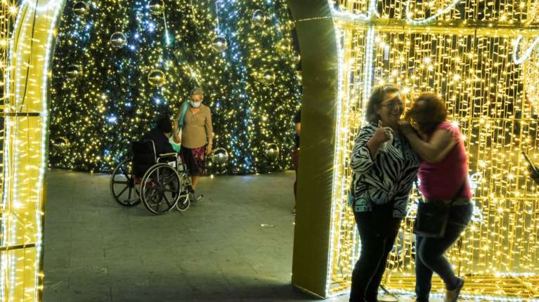 Κορονοϊός-Καθηγητής Χρηστάκης: Μετά την πανδημία έρχεται &quot;σεξουαλική ακολασία&quot;, σπατάλη και αθρησκία