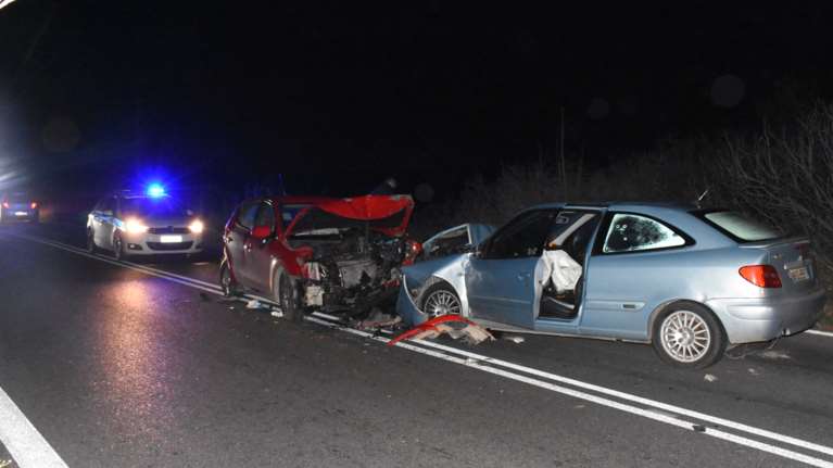 Σύγκρουση οχημάτων στην εθνική Πατρών - Πύργου, δύο νεκροί - Ένας τραυματίας