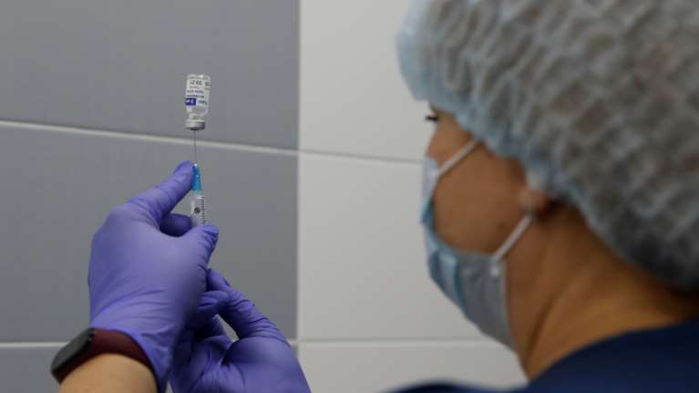 Κορονοϊός: Η Ένωση Εισαγγελέων Ελλάδος ζητά να εμβολιαστούν οι εισαγγελείς κατά προτεραιότητα