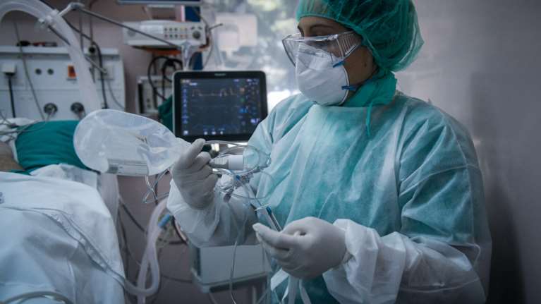 Κορονοϊός: Πέθανε 73χρονος στην Αλεξανδρούπολη – Στους 550 οι νεκροί