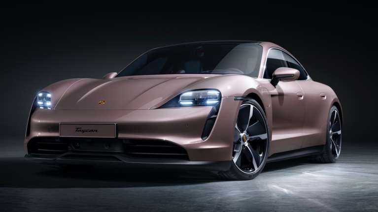 Νέα Porsche Taycan με κίνηση στους πίσω τροχούς