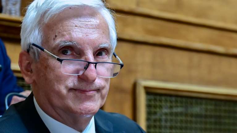 Τι εννοούσε ο νέος διοικητής της ΕΥΠ ότι &quot;a priori κανείς δεν εξαιρείται&quot; από τις παρακολουθήσεις;- Η ερμηνεία