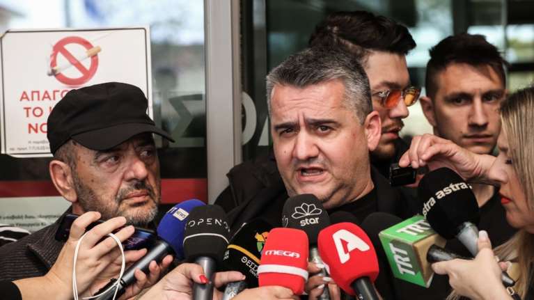 Δημήτρης Πλακιάς σε Τριαντόπουλο: Γιατί δεν λες να πάμε κατευθείαν στο φυσικό δικαστήριο... Οπως πέταξες τα παιδιά μου...