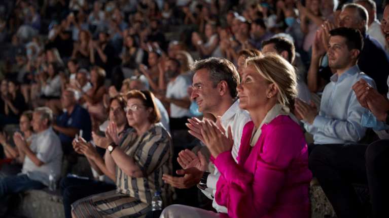 ΣΥΡΙΖΑ: Πήγε με στρατιωτικό ελικόπτερο ο Μητσοτάκης στην Επίδαυρο;