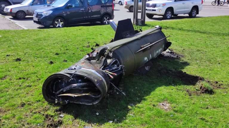 Βρετανία: &quot;Η Ρωσία χτυπά αμάχους στην Ουκρανία&quot; - Τι λένε για τη σφαγή στο Κραματόρσκ