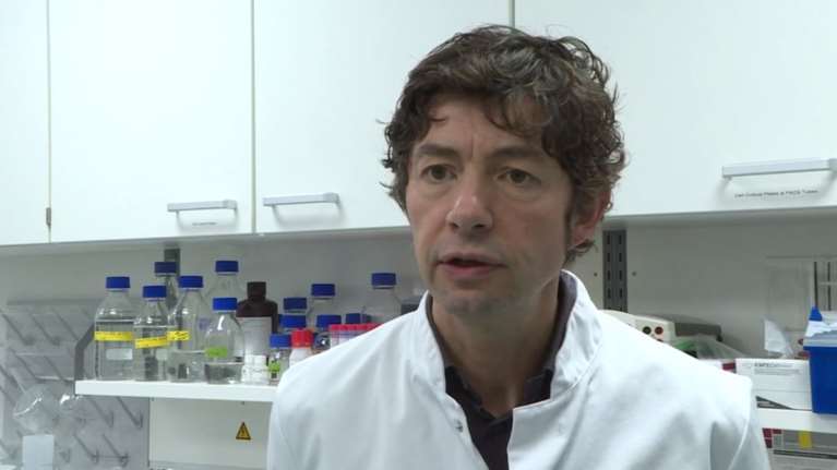 Κορονοϊός: Σοκάρει ο κορυφαίος Γερμανός λοιμωξιολόγος - &quot;Η πανδημία ξεκινά μόλις τώρα&quot;