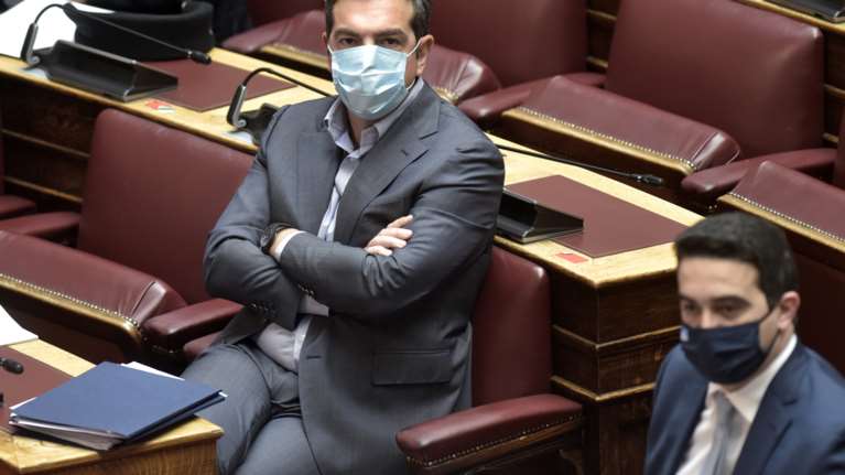 Η περίεργη σιωπή του Αλέξη Τσίπρα για τη δολοφονική επίθεση σε βάρος του αστυνομικού στη Νέα Σμύρνη