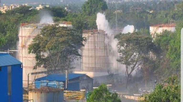 Τραγωδία στην Ινδία: Διαρροή αερίου σε χημικό εργοστάσιο - Τουλάχιστον 9 νεκροί [βίντεο σοκ]