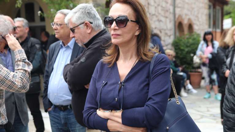 Δάκρυσε η Μαίρη Βιδάλη: &quot;Αισθάνομαι και τα τρία μου παιδιά, θα τα νιώθω μέχρι να κλείσω τα μάτια μου&quot;