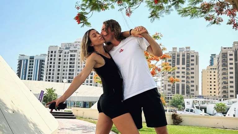 Φουλ ερωτευμένος ο Τσιτσιπάς με την Μπαντόσα: Ποτέ ξανά δεν βρήκα τόση ομορφιά σε μία γυναίκα