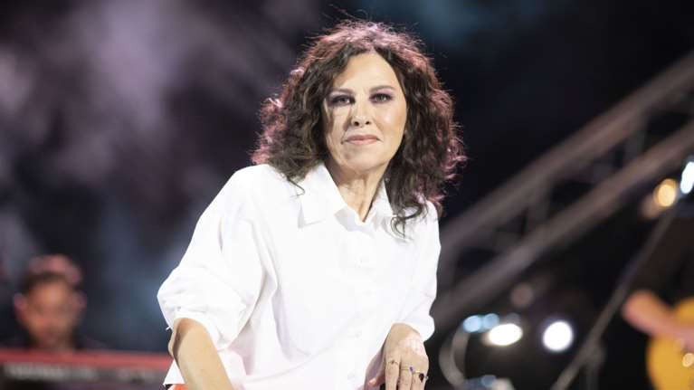 Ελευθερία Αρβανιτάκη: &quot;Θα σε σκέφτομαι πάντα με αγάπη και ευγνωμοσύνη&quot; -  Ο αποχαιρετισμός στον Στράτο Στρατηγόπουλο