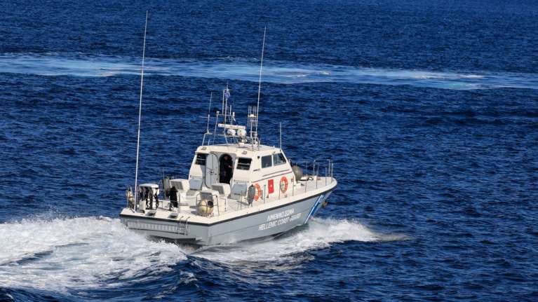 Κρήτη: Διπλή επιχείρηση διάσωσης μεταναστών στους Καλούς Λιμένες – Μεταφέρθηκαν στο Ρέθυμνο