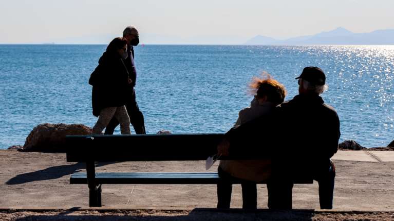 Αίθριος ο καιρός με ανοιξιάτικες θερμοκρασίες - Εως 29 βαθμούς ο υδράργυρος