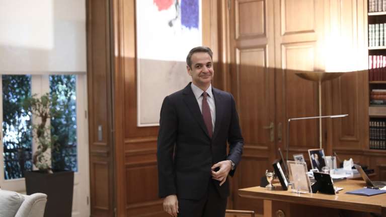 Συνάντηση Μητσοτάκη με Τσέφεριν την Τρίτη - Υπογράφεται μνημόνιο στο ποδόσφαιρο