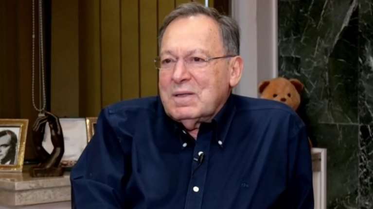 Ανδρέας Φουστάνος: &quot;Δεν έχουμε βρεθεί όλοι μαζί με την Ελένη Μενεγάκη και τη Νατάσα Θεοδωρίδου&quot;