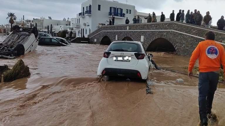 Κακοκαιρία: Κλειστά αύριο 1η Απριλίου τα σχολεία σε Πάρο, Ρόδο, Κω και Σύμη