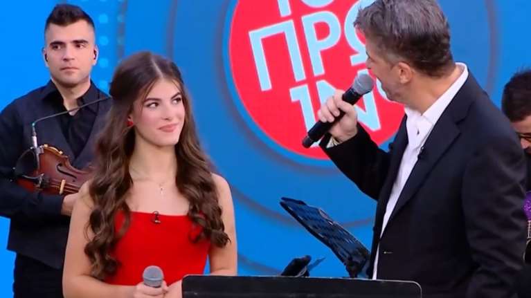 Γιάννης Πάριος: Ντεμπούτο για την εγγονή του με την "κόκκινη γραμμή" της Νατάσας Θεοδωρίδου