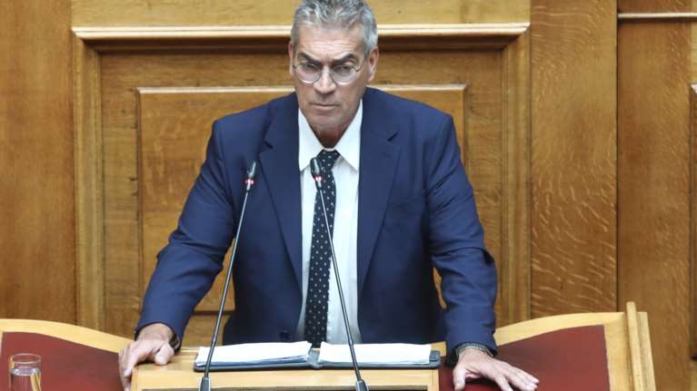 Σπαρτιάτες:  Ανεξαρτητοποιήθηκε και ο Μιχαήλ Γαυγιωτάκης - Εμειναν με έξι βουλευτές