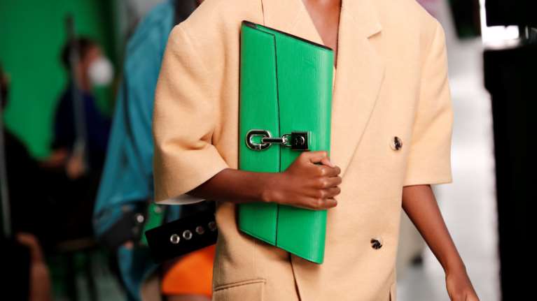 8 αξεπέραστες στιλιστικές συμβουλές για κομψό ντύσιμο