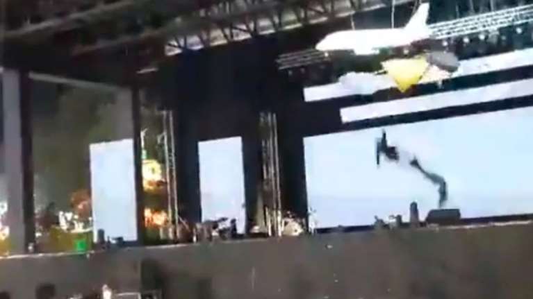 Βίντεο - σοκ: Νεκρός CEO τεχνολογικού κολοσσού στην Ινδία -  Έπεσε στο κενό κατά τη διάρκεια εταιρικής εκδήλωσης