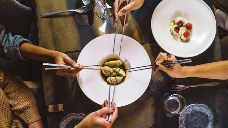 Tasty Awards: Ψήφισε τα αγαπημένα σου νέα εστιατόρια και μπαρ στην Αθήνα