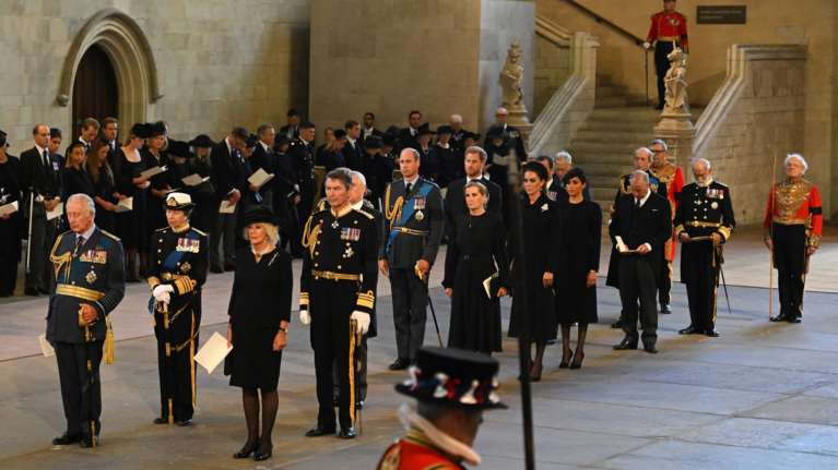 Ελισάβετ - Η πρώτη δημόσια τοποθέτηση της Καμίλα μετά τον θάνατο της βασίλισσας: &quot;Ήταν μόνη&quot;