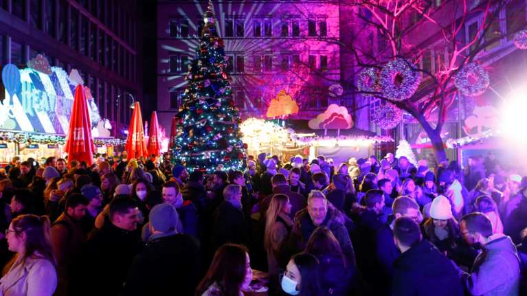 Γερμανία: Υπέρ του γενικού υποχρεωτικού εμβολιασμού ο Σολτς - Ζητάει να έρθει γρήγορα στην Μπούντεσταγκ