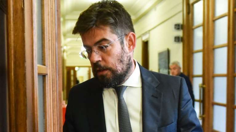 Μιχάλης Καλογήρου: Με τη βρετανική μετάλλαξη του κορονοϊού νοσηλεύεται ο στενός συνεργάτης του Τσίπρα