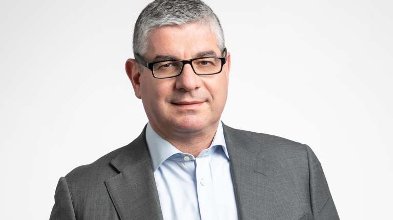 Τσακίρης: Νέα χρηματοδοτικά εργαλεία για νεοφυείς επιχειρήσεις -  Πότε ξεκινούν οι αιτήσεις για τα eshops επιχειρήσεων λιανεμπορίου