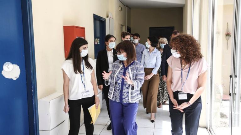 Συγκινεί η ΠτΔ για την Παγκόσμια Ημέρα Προσφύγων: &quot;Είναι η Άσμα, η Νέντα, η Ρόκεν&quot;