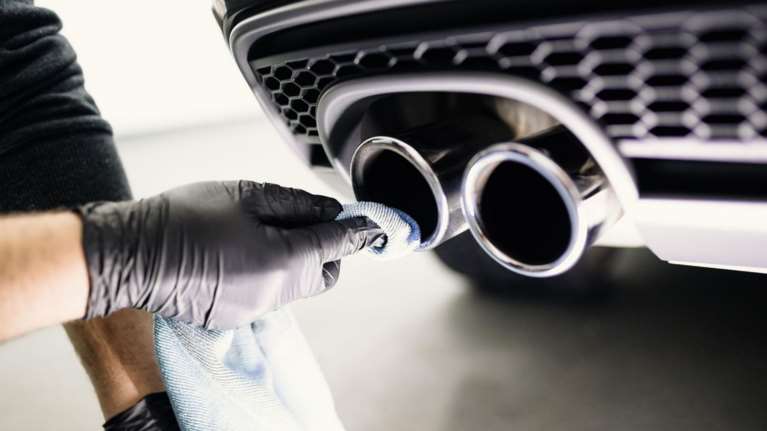 Οι τρεις εταιρείες με τις χαμηλότερες εκπομπών ρύπων τη χρονιά που πέρασε