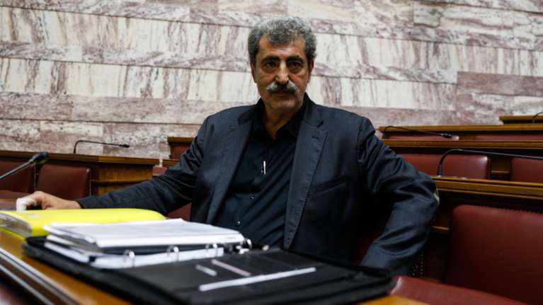 Έξω φρενών ο Πολάκης με γνωστό δημοσιογράφο που ζητά την απομάκρυνσή του από τον ΣΥΡΙΖΑ: Γλείφτης και ανύπαρκτη περσόνα