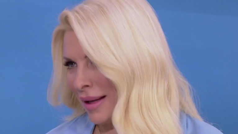 Ελένη Μενεγάκη: &quot;Θεωρώ ότι είμαι η πιο τυχερή από όλους σε αυτό το στούντιο - Δε μπορούσε να το συλλάβει το μυαλό μου&quot;