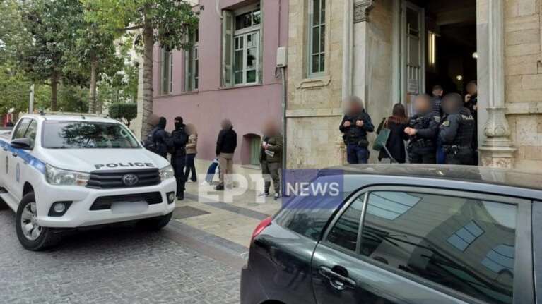 Ηράκλειο: Προθεσμία να απολογηθεί πήρε το ηλικιωμένο ζευγάρι για το περιστατικό με τους πυροβολισμούς