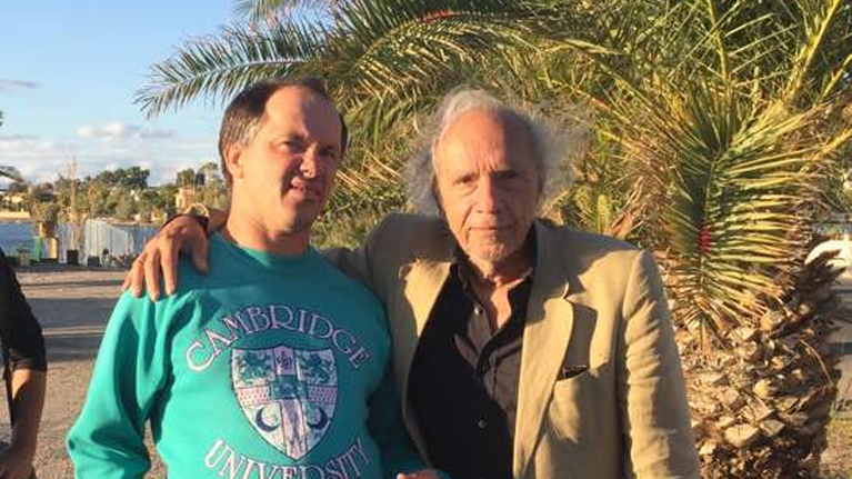 Πέθανε ο γιος του Δημήτρη Κολλάτου: &quot;Είναι άδικο να ζω εγώ και να φύγει ο Άλκης&quot;, λέει ο σκηνοθέτης