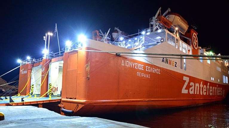 Κορονοϊός: Τρία κρούσματα στο πλοίο &quot;Διονύσιος Σολωμός&quot; - Επιστρέφει στον Πειραιά