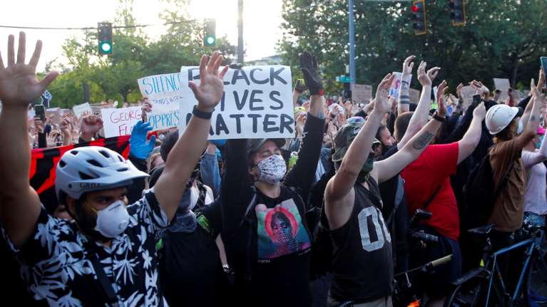 Οι διαδηλώσεις για τη δολοφονία του Τζορτζ Φλόιντ σε φωτογραφίες