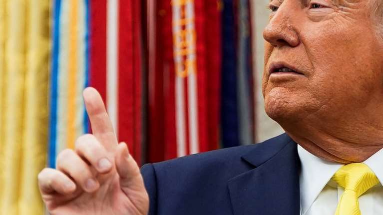 ΗΠΑ: Ο Τραμπ προτείνει νέα απογραφή πληθυσμού - Ζητά να εξαιρεθούν οι "παράτυποι" μετανάστες