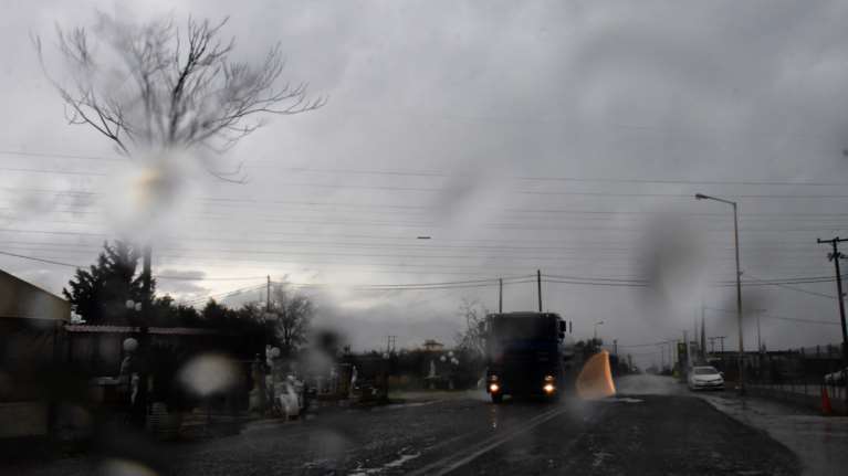 Kακοκαιρία Ilina: Συνεχίζεται και αύριο με βροχές και καταιγίδες - Σε ποιες περιοχές θα έχει ισχυρά φαινόμενα