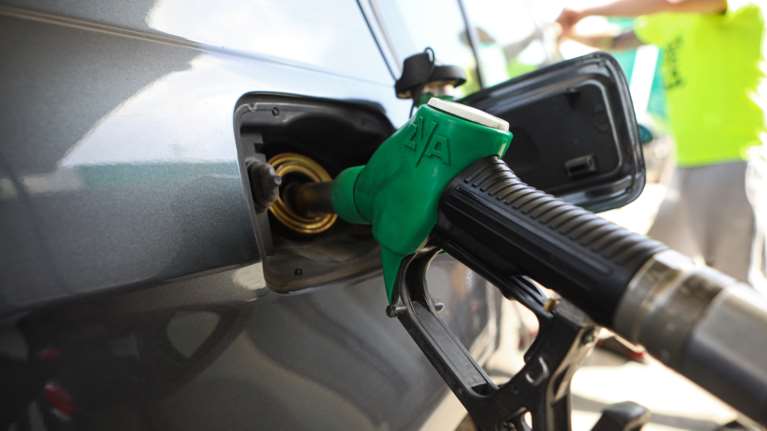 Γεωργιάδης: Είναι χαμηλές οι τιμές των καυσίμων - Δεν τίθεται ζήτημα για νέο Fuel Pass
