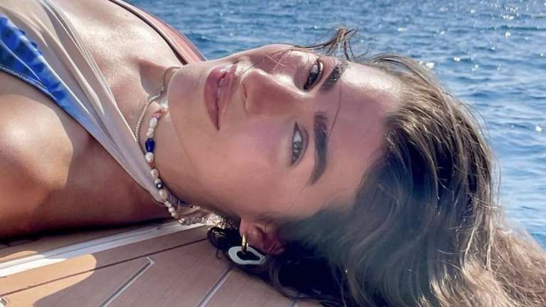 Οικογενειακές στιγμές για τη Χρύσα Μιχαλοπούλου με την αδερφή της και τον μικρό Κίμωνα