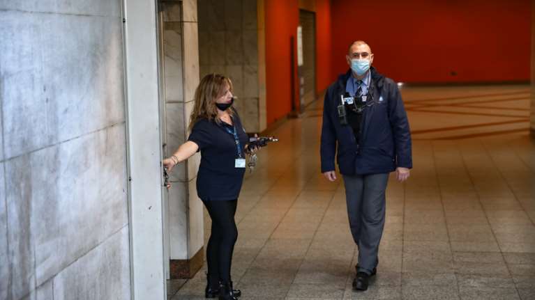 Καραμανλής: &quot;Φαίνονται πεντακάθαρα&quot; τα πρόσωπα την τραμπούκων στο μετρό- Θα δημιουργήσουμε ειδικό σώμα