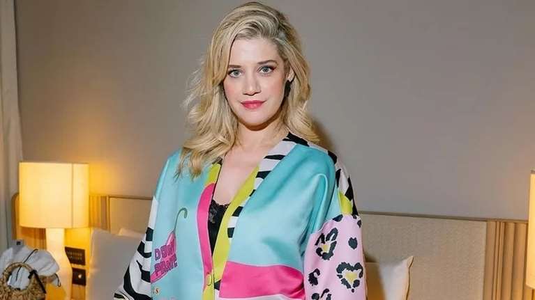 "Μαμά στα φανερά": Η Τζένη Θεωνά διάλεξε το τέλειο δώρο για τους φίλους του γιου της, Αρίωνα