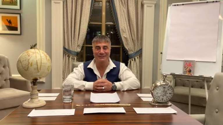 Τουρκία: Αποκαλύψεις &quot;φωτιά&quot; του αρχιμαφιόζου Πεκέρ - Τούρκος πρώην υπουργός διέταξε τη δολοφονία δημοσιογράφου